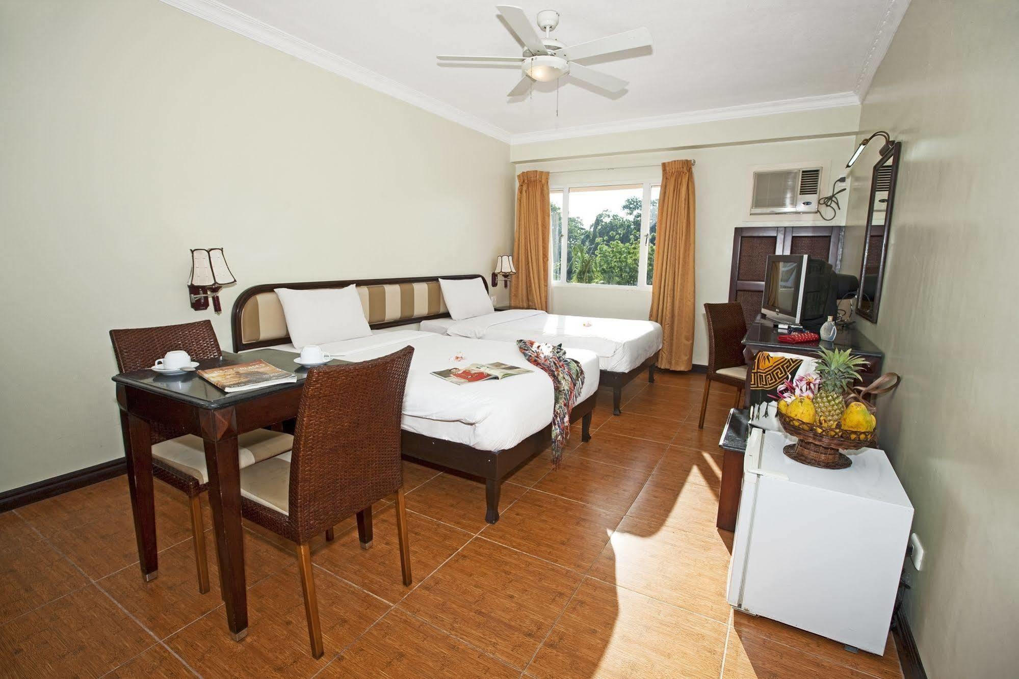 מקטאן Egi Resort & Hotel מראה חיצוני תמונה