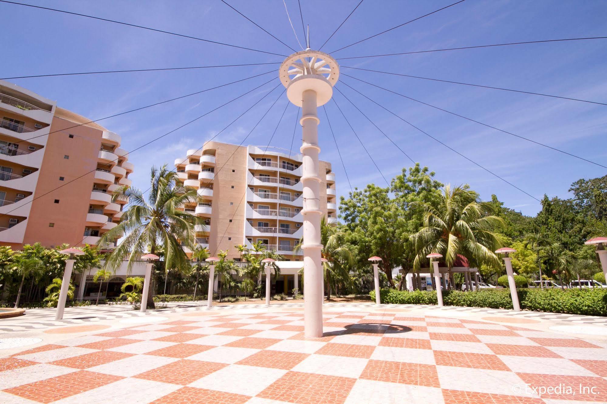מקטאן Egi Resort & Hotel מראה חיצוני תמונה